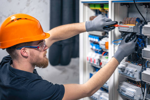 Best Circuit Breaker Repair  in Wamac, IL